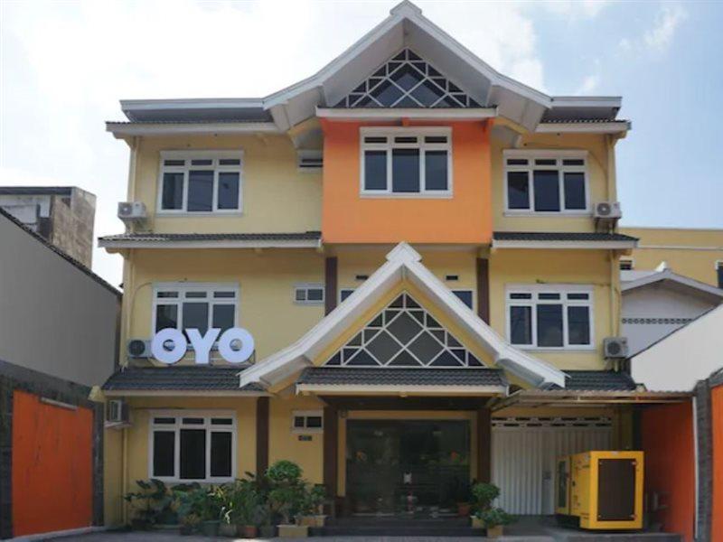 Oyo902本德安谷酒店 Maguwo 外观 照片